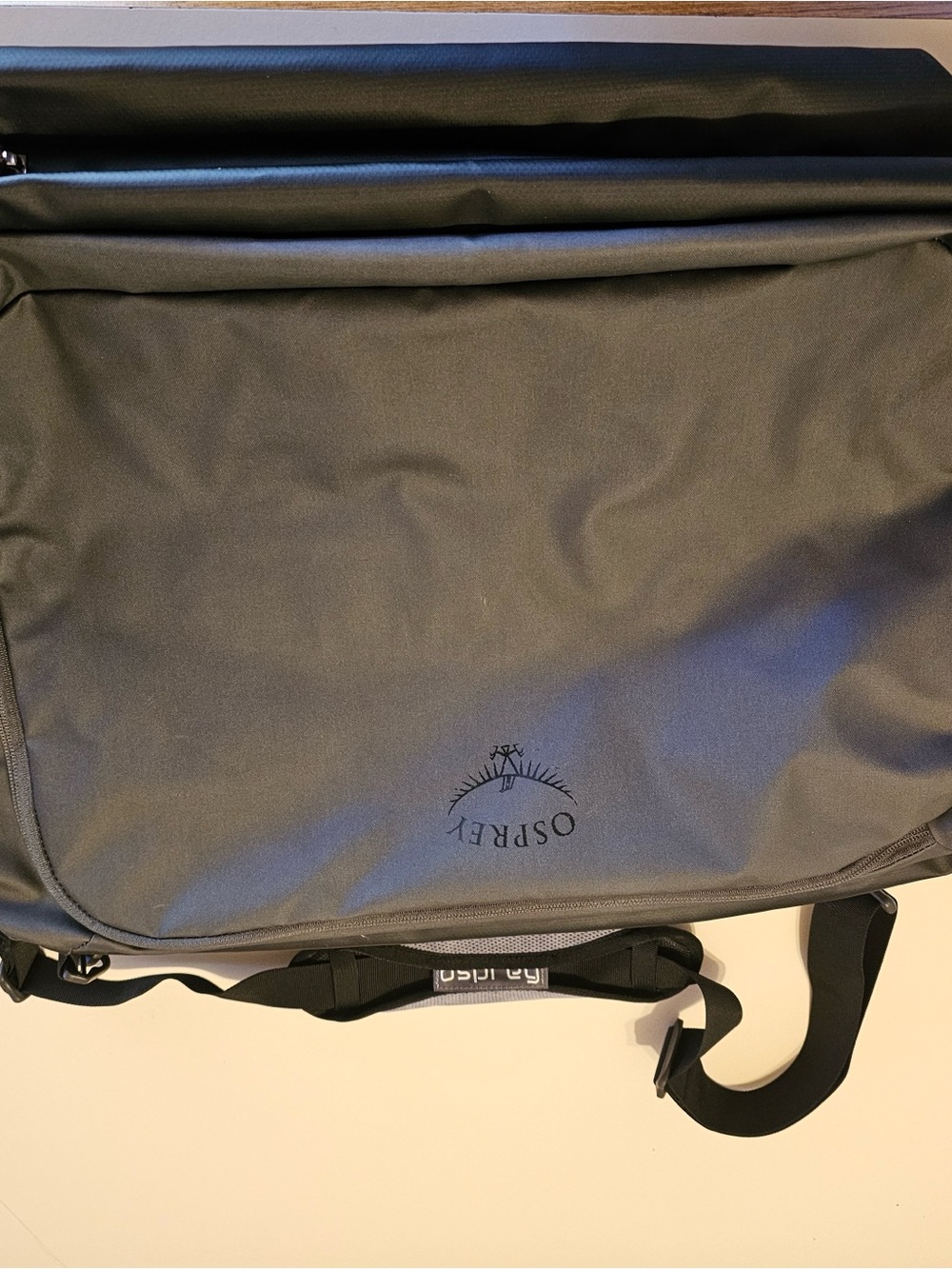 OSPREY Gray/Black transporter Backpack with Adjustable Shoulder Strap